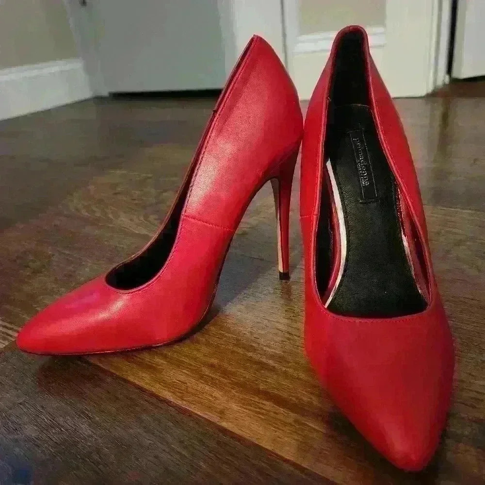 Primadonna red heels - Picture 2 of 2